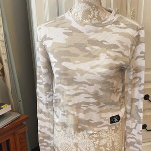 Calvin Klein White and Tan Camo Long Sleeve Top